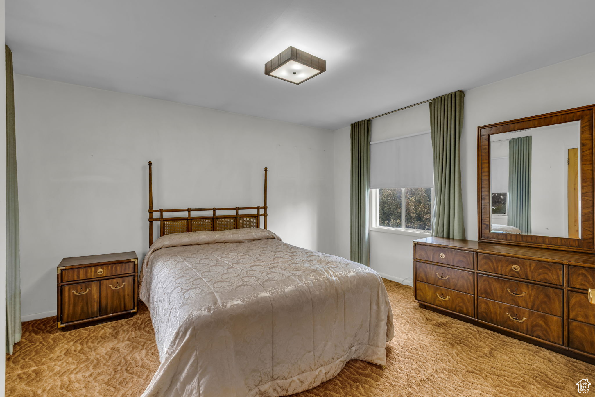 ALPINE GARDENS - Residential