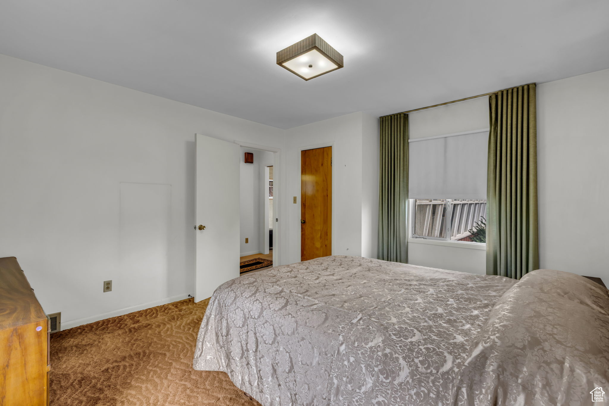 ALPINE GARDENS - Residential