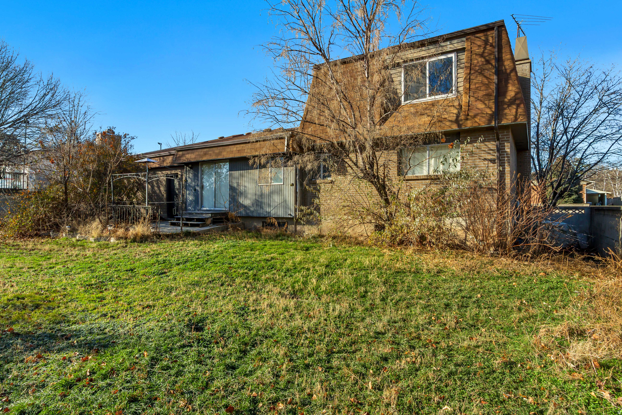 BLAKE HEIGHTS #12 - Residential