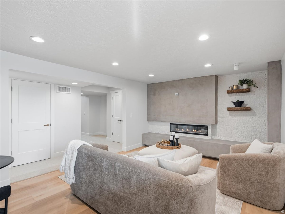 WASATCH HILLS - Residential