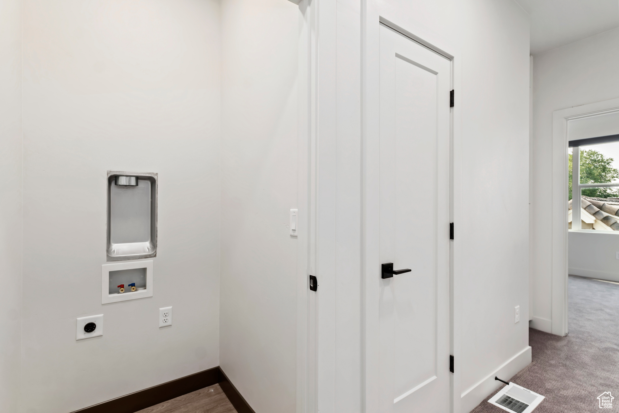 TOWNS AT 400 - Residential