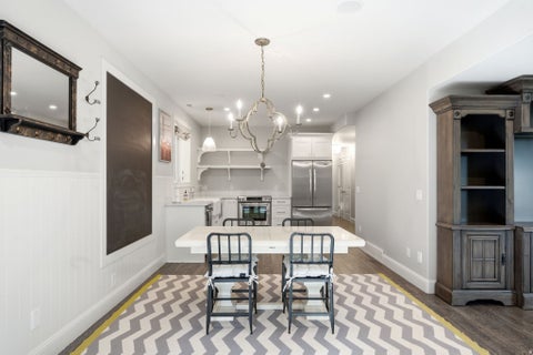 Tiny photo for 1017 N OAKRIDGE DR, Farmington, UT 84025 (MLS # 2178786)