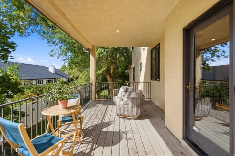 Tiny photo for 1017 N OAKRIDGE DR, Farmington, UT 84025 (MLS # 2178786)