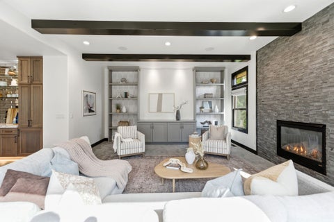 Tiny photo for 1017 N OAKRIDGE DR, Farmington, UT 84025 (MLS # 2178786)