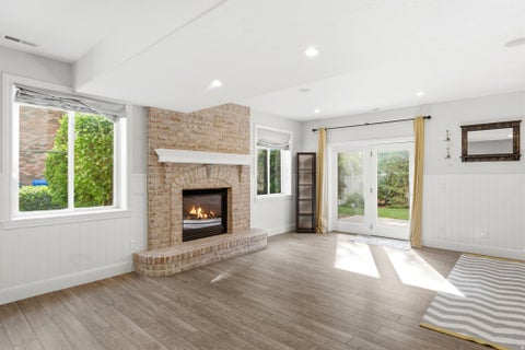 Tiny photo for 1017 N OAKRIDGE DR, Farmington, UT 84025 (MLS # 2178786)