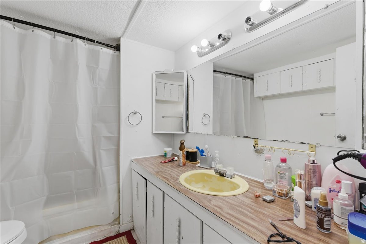 EVERGREEN VILLAGE - Residential