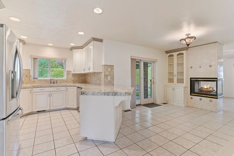 Tiny photo for 1762 E WHISPERING OAKS DR, Ogden, UT 84403 (MLS # 2126499)