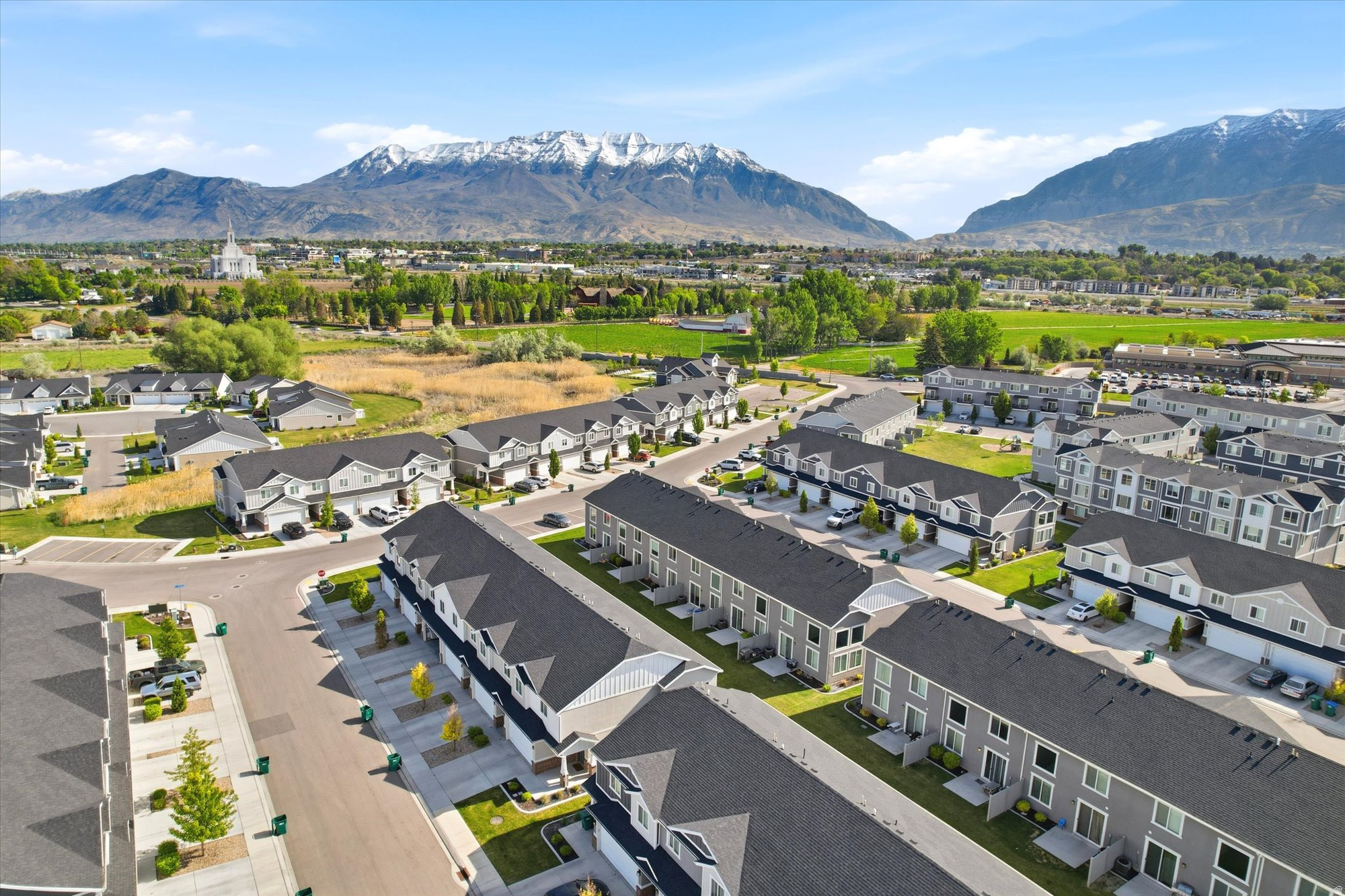 LAKEVIEW FIELDS - Residential
