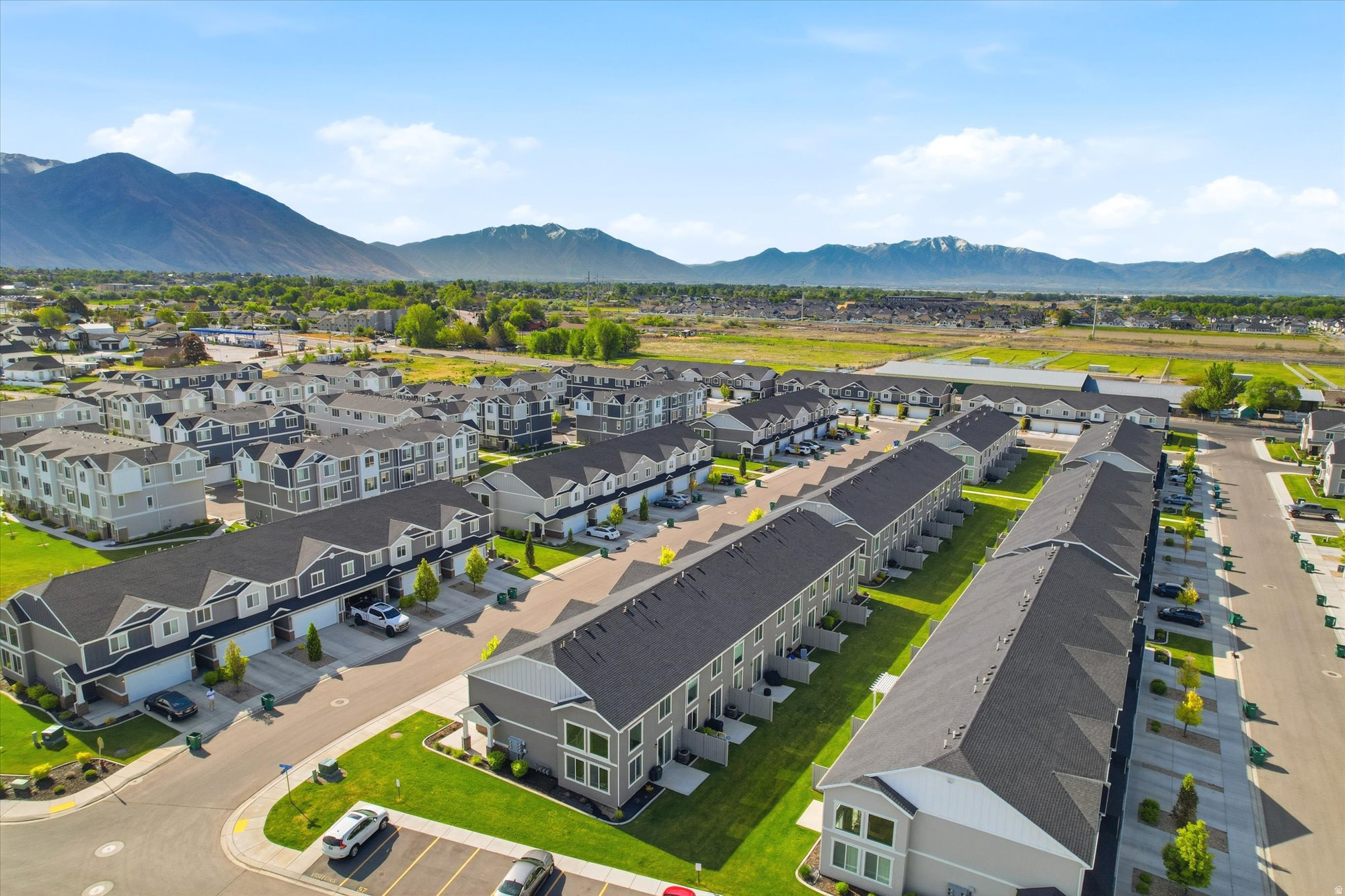 LAKEVIEW FIELDS - Residential