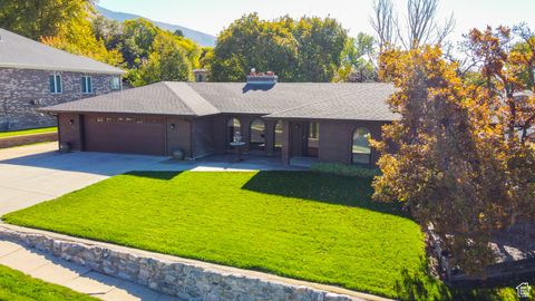 Tiny photo for 403 E QUAIL RUN RD N, Farmington, UT 84025 (MLS # 2119037)