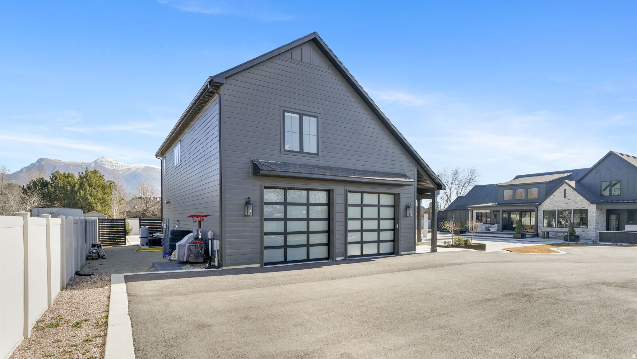 HIGH VALLEY ESTATES - Residential