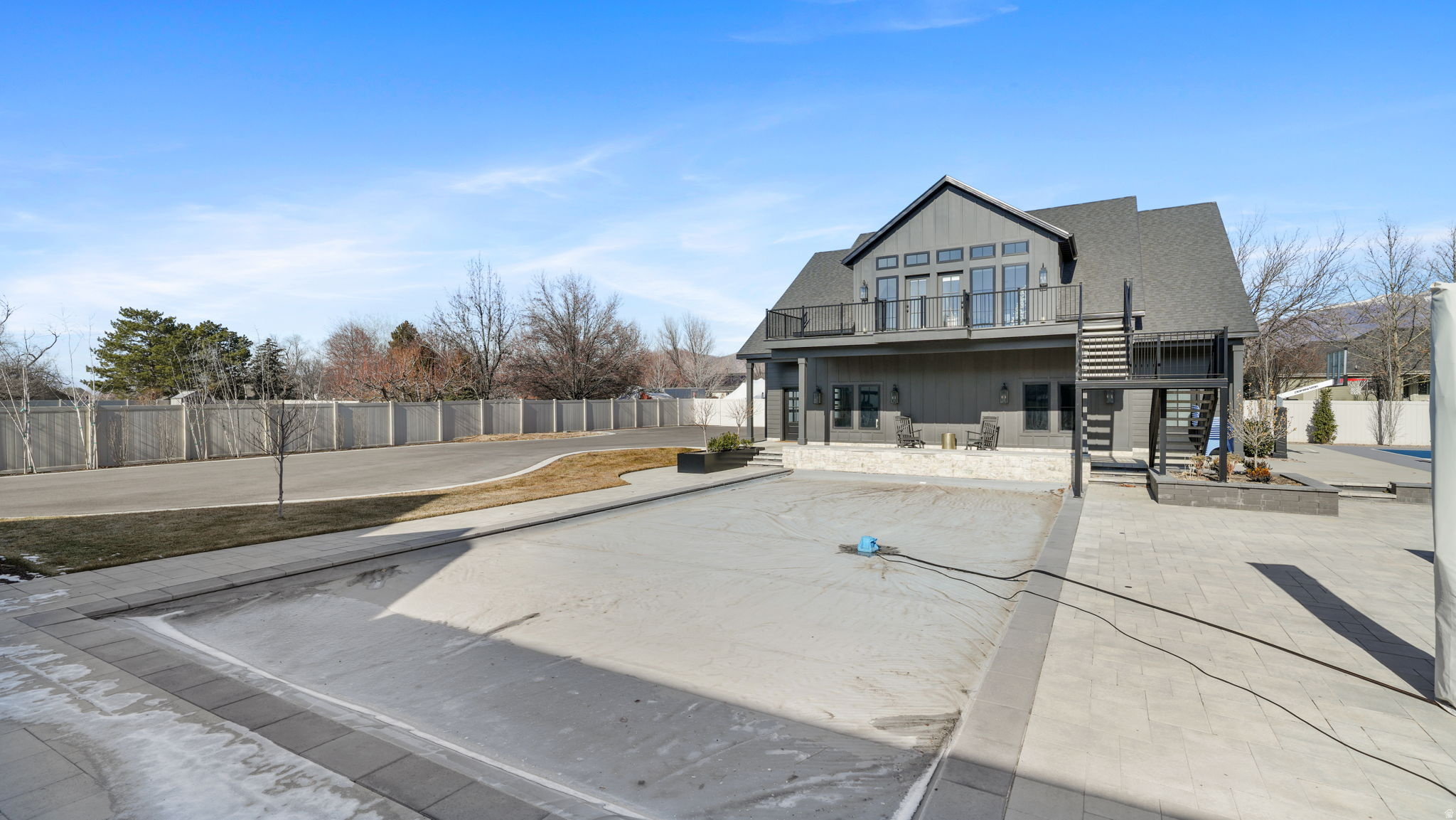 HIGH VALLEY ESTATES - Residential