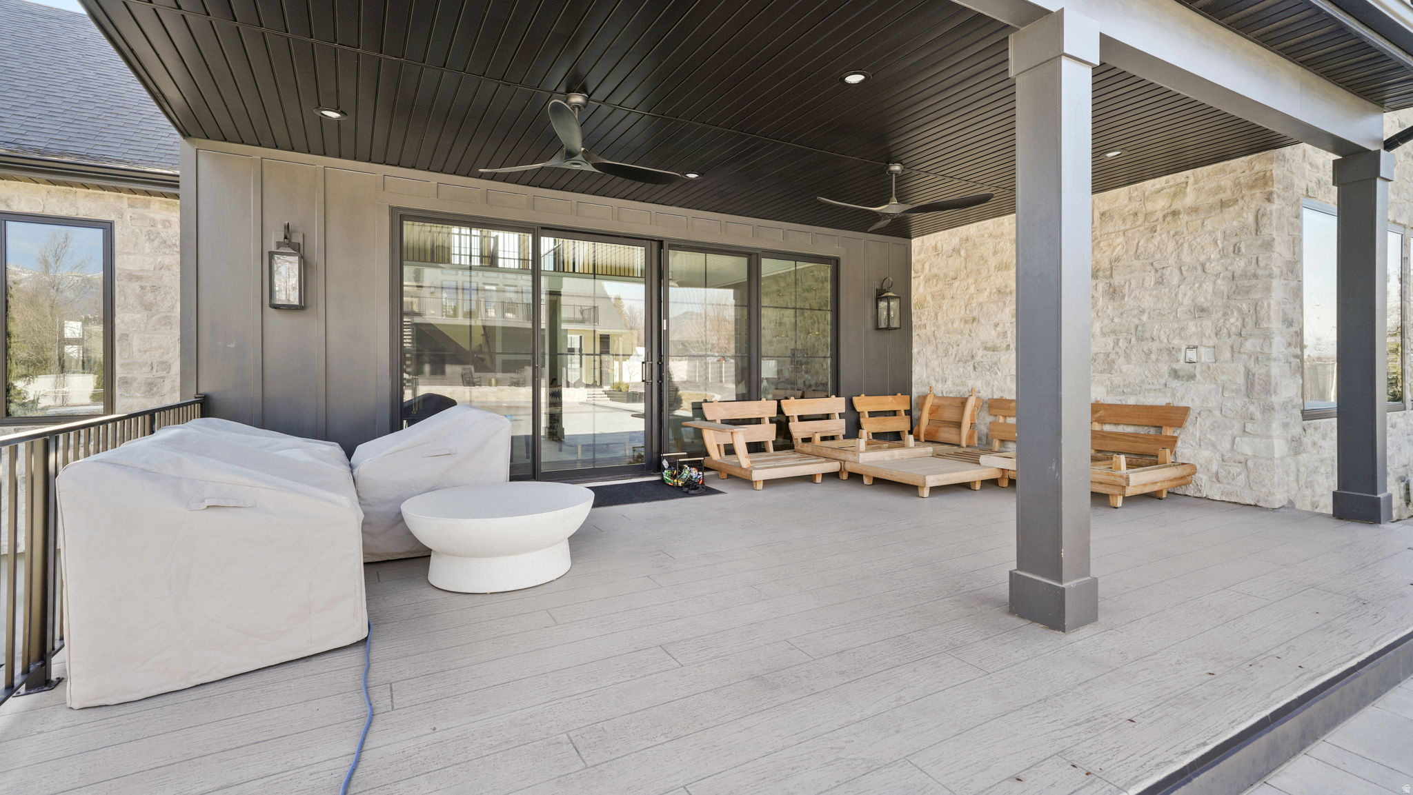 HIGH VALLEY ESTATES - Residential