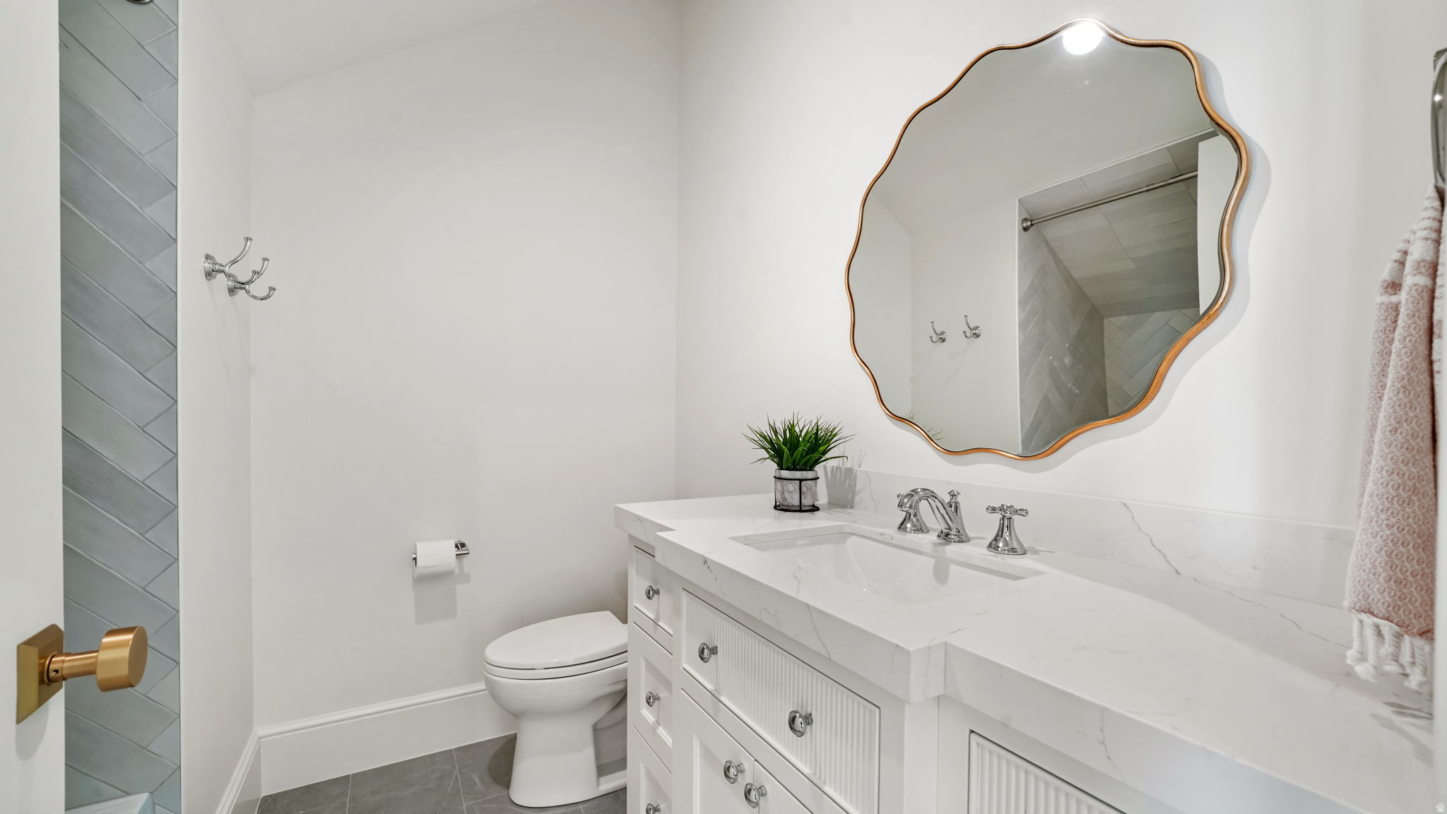 HIGH VALLEY ESTATES - Residential