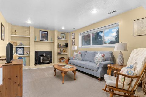 Tiny photo for 1758 E ABBEDALE LN E, Sandy, UT 84092 (MLS # 2148967)