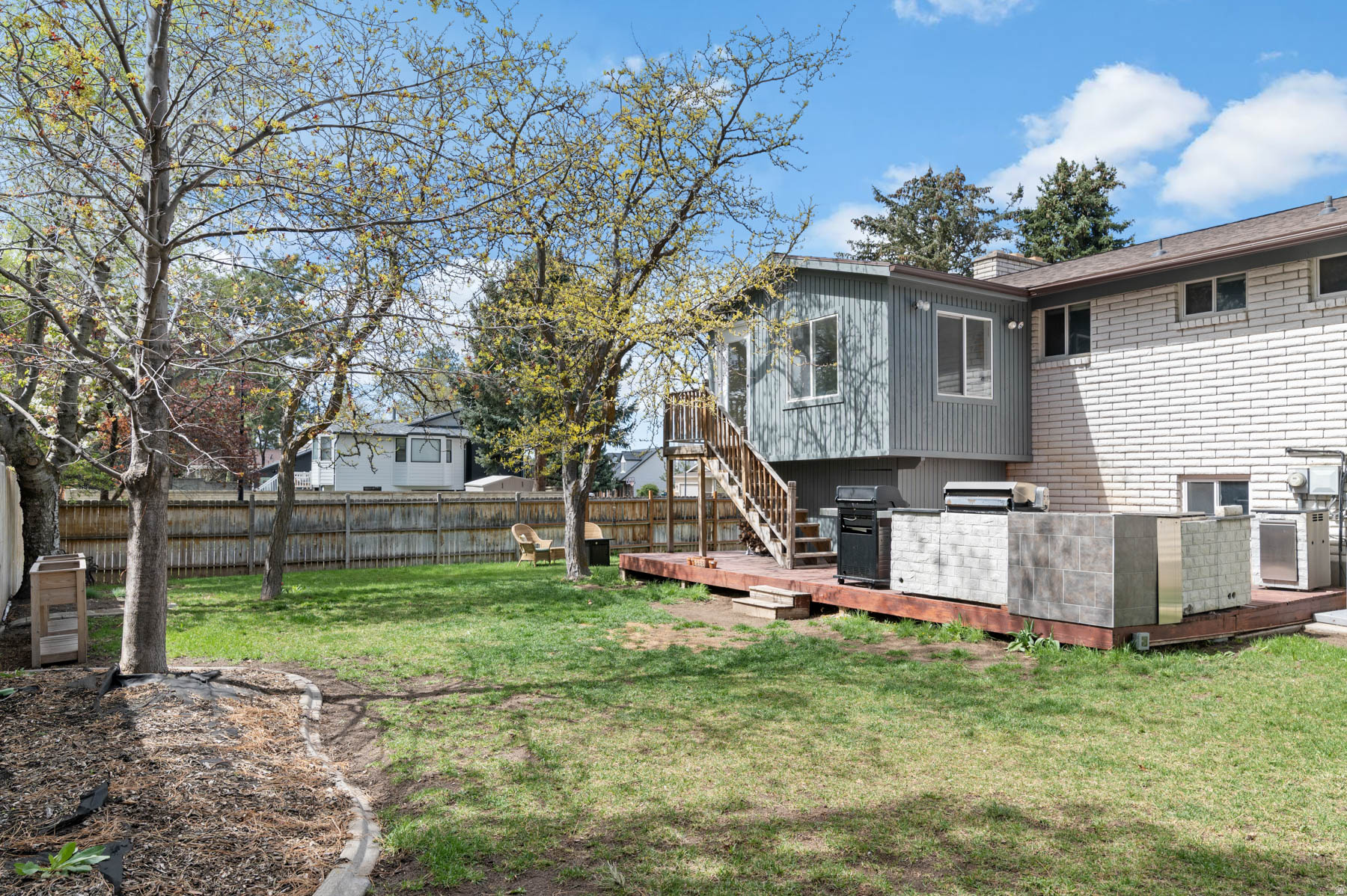 WHITE CITY - Residential