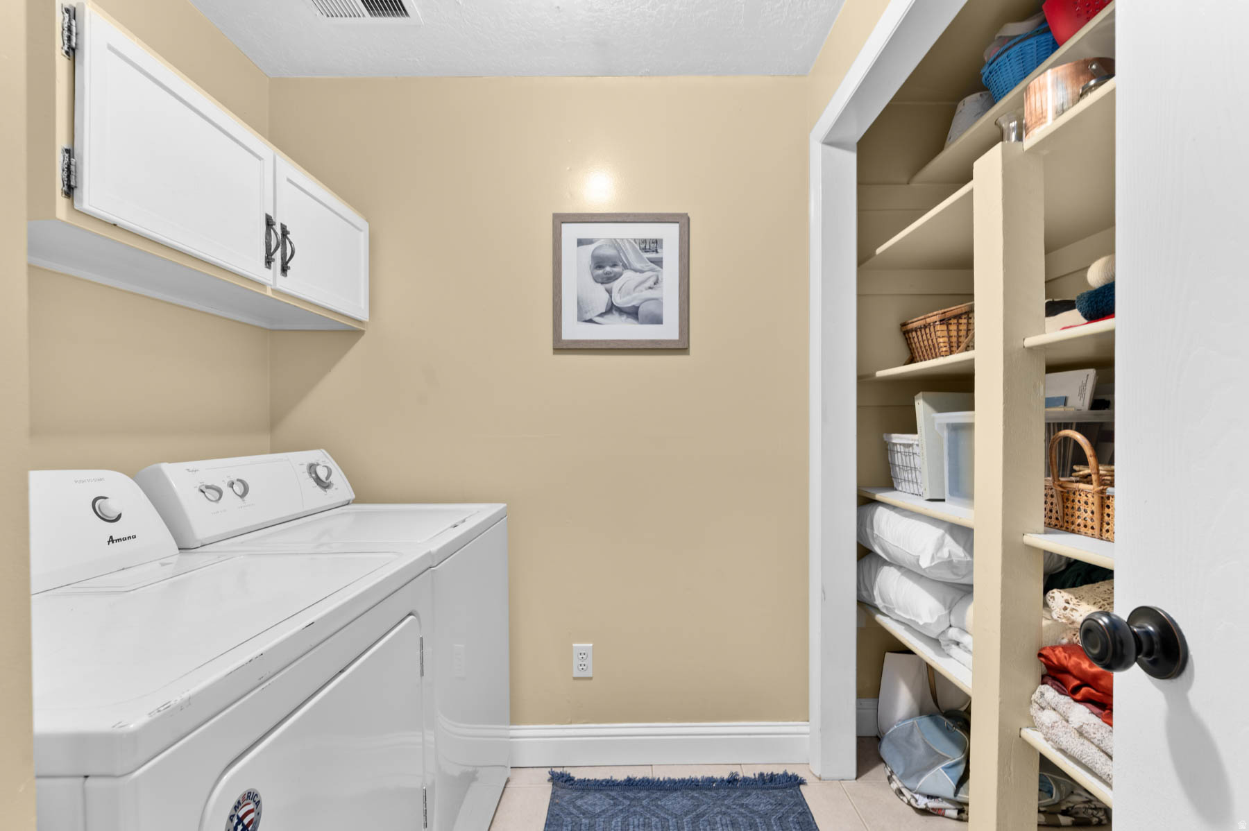 WHITE CITY - Residential