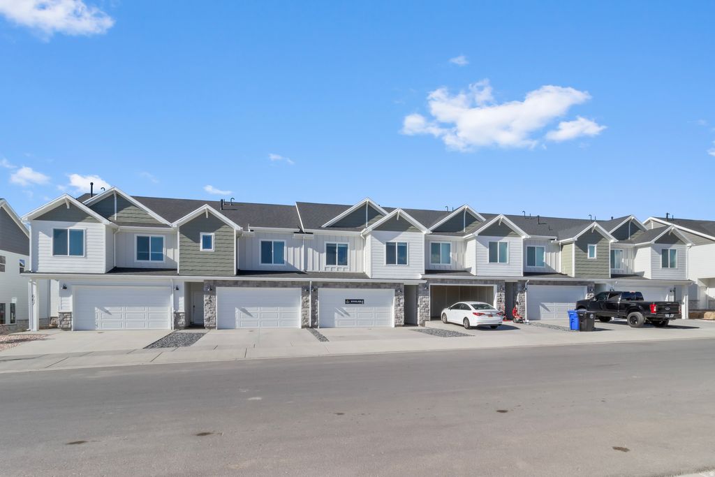Photo of 729 W 725 N #8045, Smithfield, UT 84335 (MLS # 2159758)
