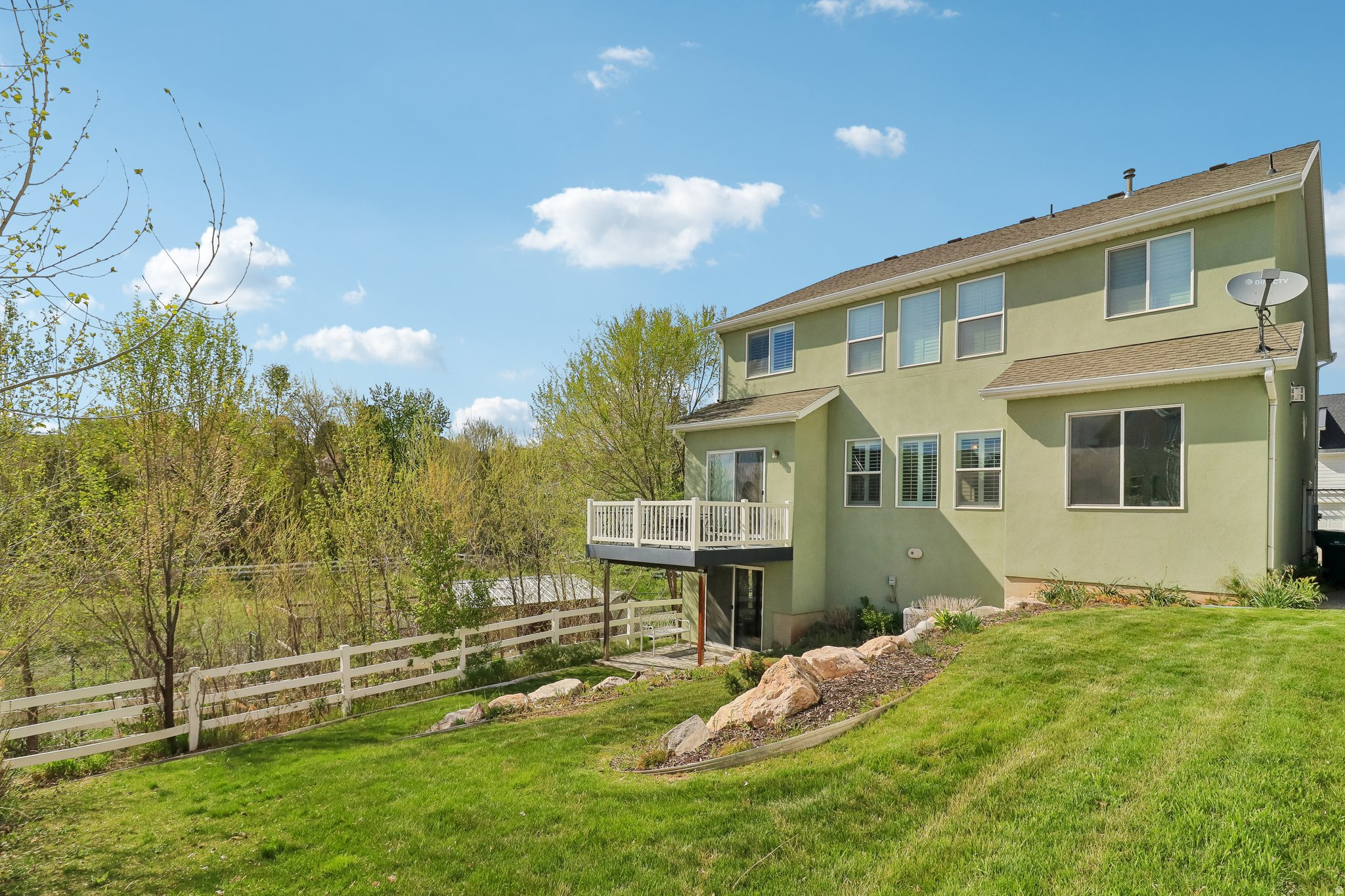 EASTRIDGE PARK - Residential