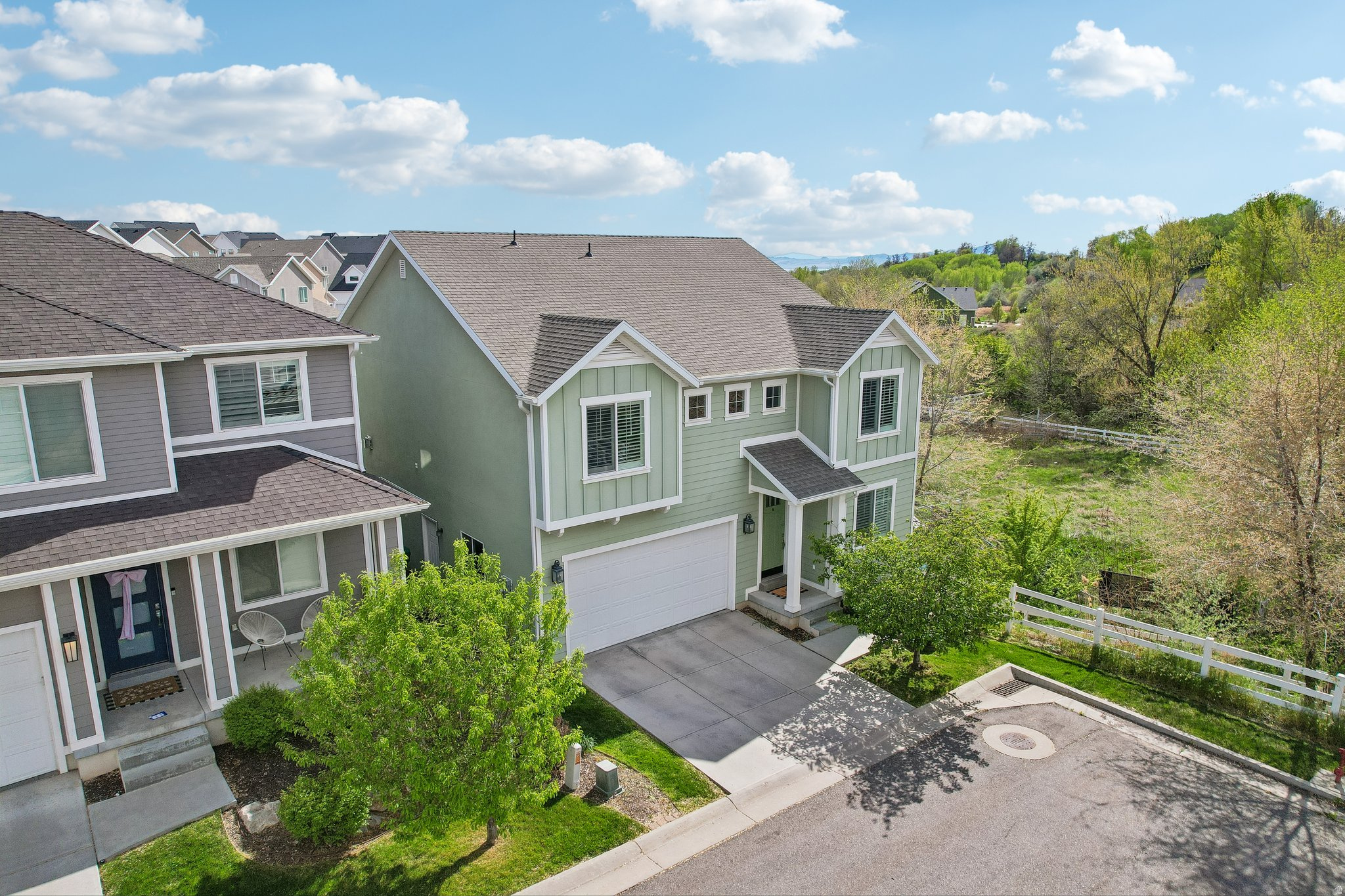 EASTRIDGE PARK - Residential