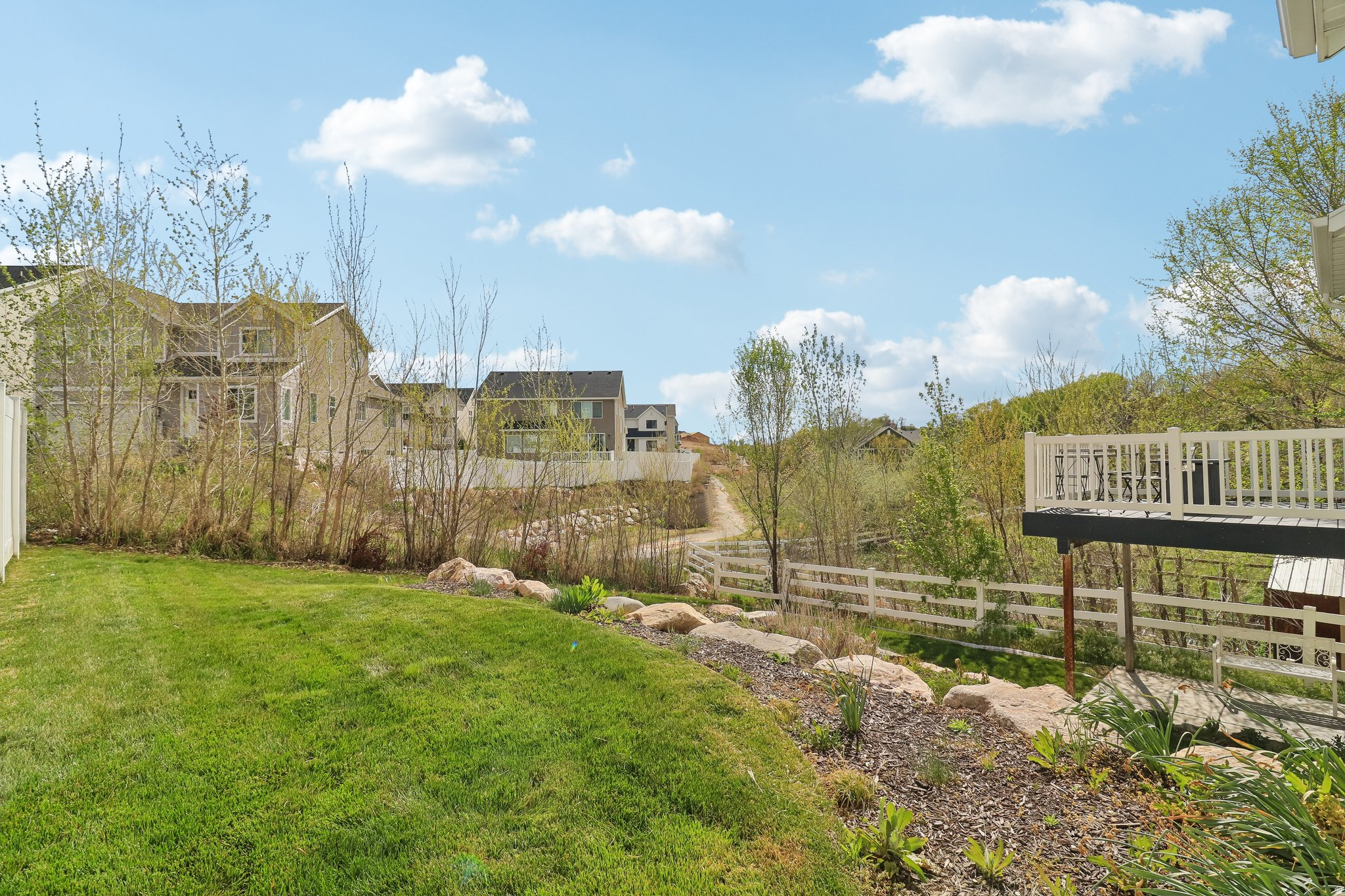 EASTRIDGE PARK - Residential