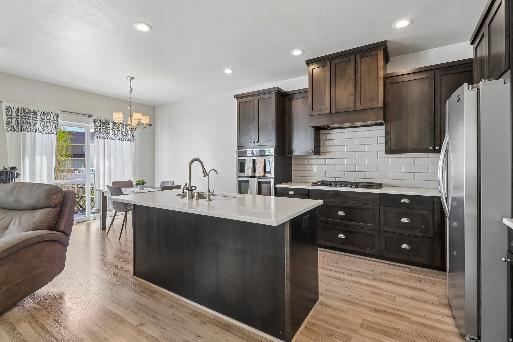 EASTRIDGE PARK - Residential