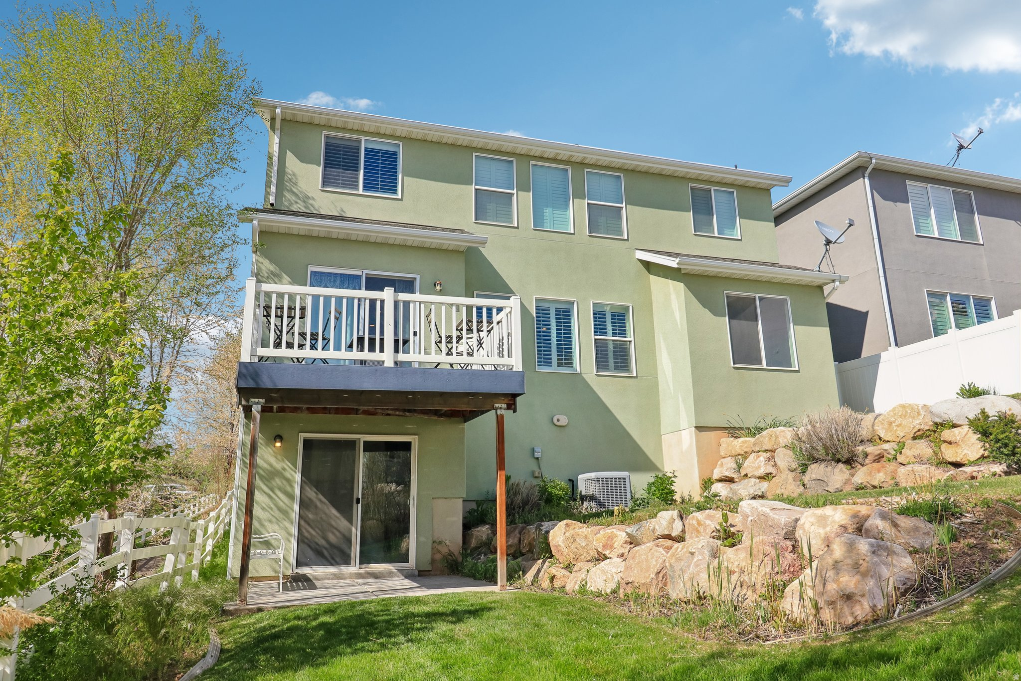 EASTRIDGE PARK - Residential