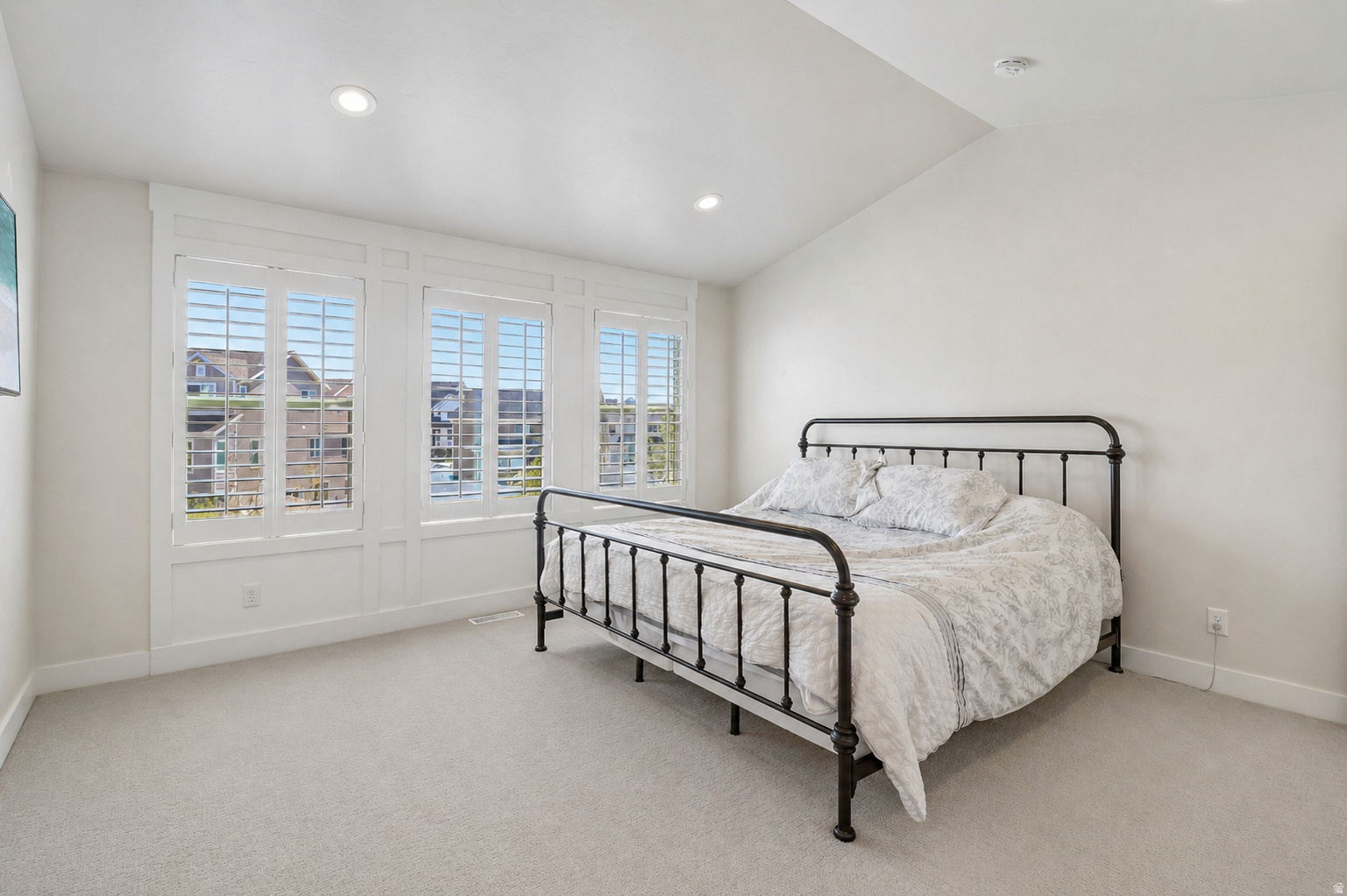 EASTRIDGE PARK - Residential