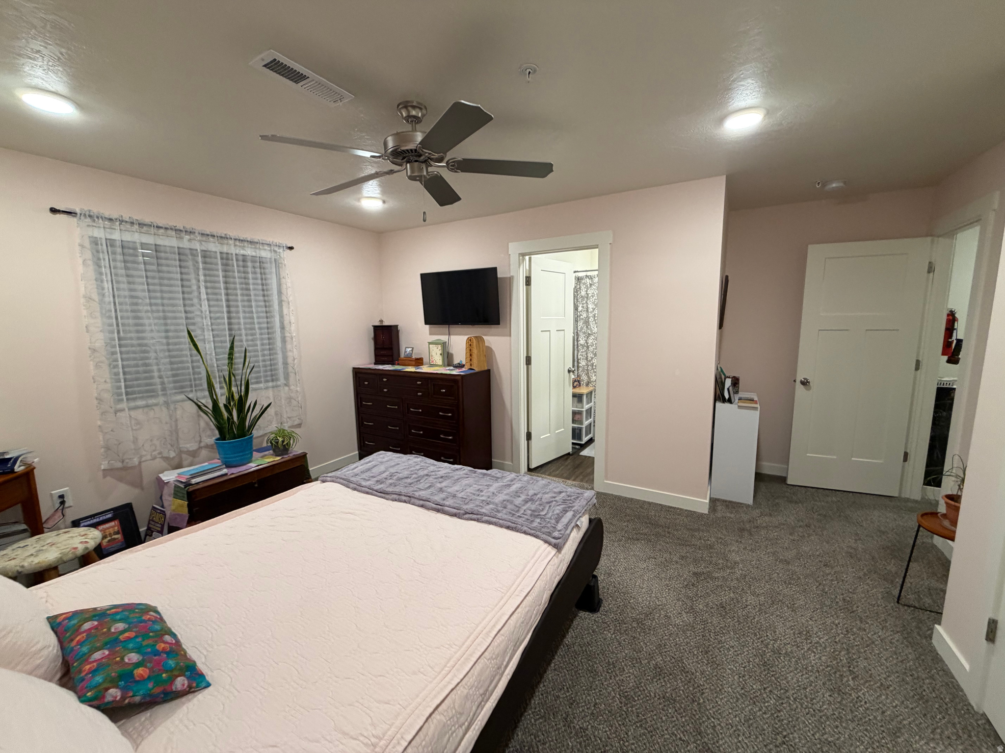 PINE RIDGE APARTMENTS - Residential