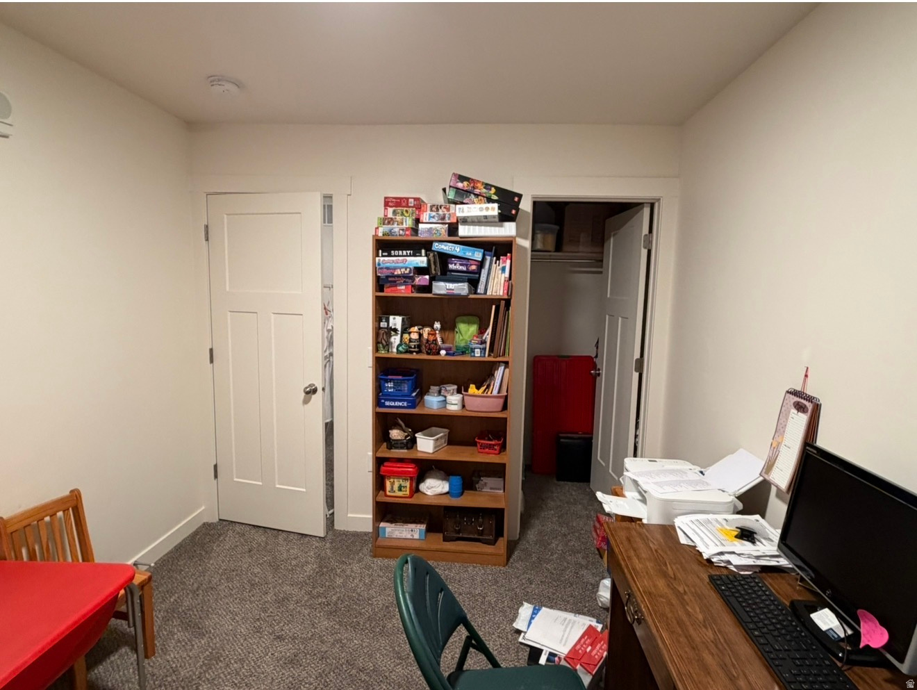 PINE RIDGE APARTMENTS - Residential