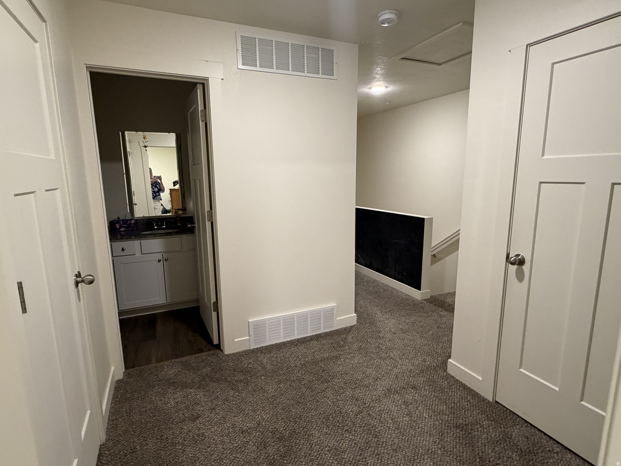 PINE RIDGE APARTMENTS - Residential