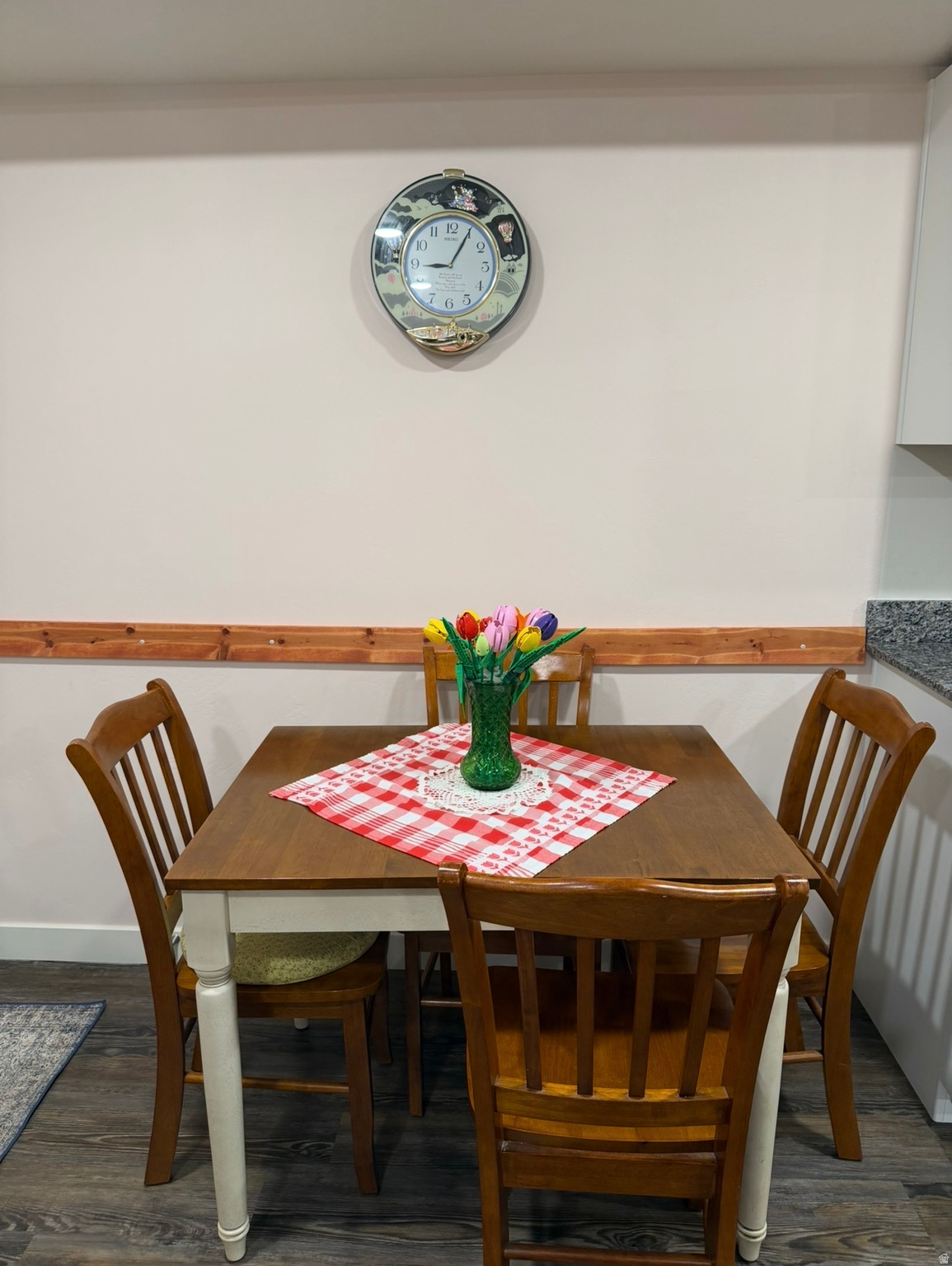 PINE RIDGE APARTMENTS - Residential