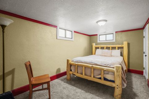 Tiny photo for 285 E 1100 S, Bountiful, UT 84010 (MLS # 2141306)