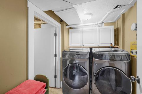 Tiny photo for 285 E 1100 S, Bountiful, UT 84010 (MLS # 2141306)