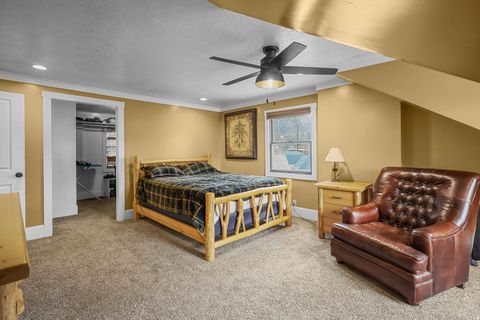 Tiny photo for 285 E 1100 S, Bountiful, UT 84010 (MLS # 2141306)
