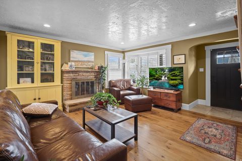 Tiny photo for 285 E 1100 S, Bountiful, UT 84010 (MLS # 2141306)