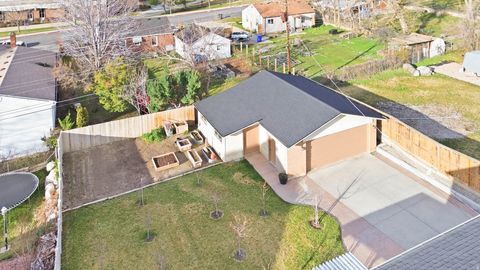 Tiny photo for 285 E 1100 S, Bountiful, UT 84010 (MLS # 2141306)