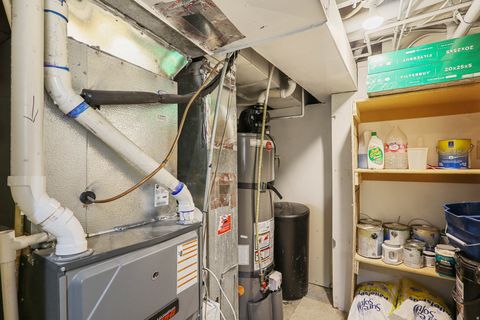 Tiny photo for 285 E 1100 S, Bountiful, UT 84010 (MLS # 2141306)