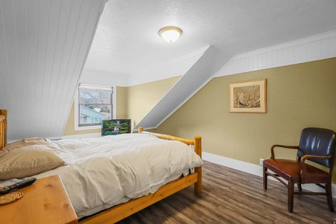 Tiny photo for 285 E 1100 S, Bountiful, UT 84010 (MLS # 2141306)