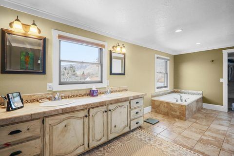 Tiny photo for 285 E 1100 S, Bountiful, UT 84010 (MLS # 2141306)