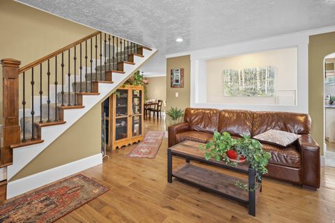 Tiny photo for 285 E 1100 S, Bountiful, UT 84010 (MLS # 2141306)