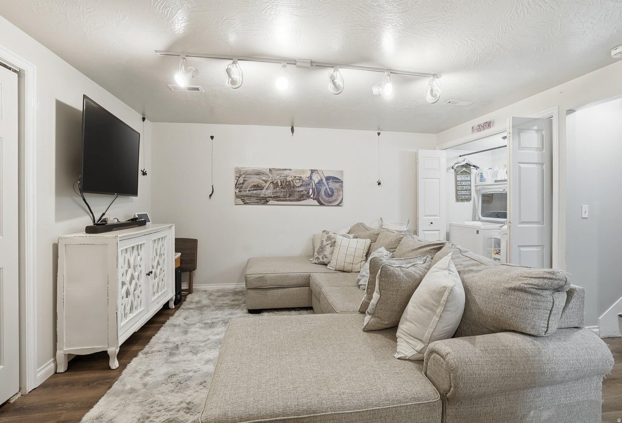 LAKEVIEW HEIGHTS - Residential