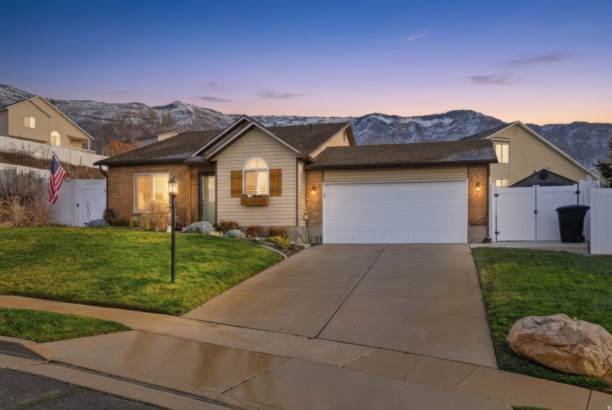 LAKEVIEW HEIGHTS - Residential