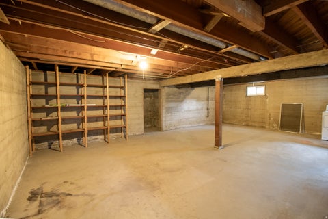 Tiny photo for 6192 S VINECREST DR E, Murray, UT 84121 (MLS # 2182122)