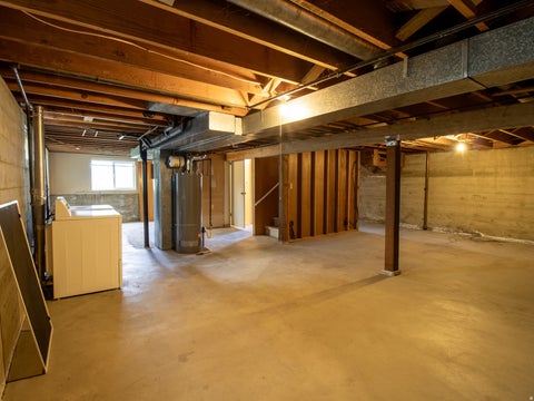 Tiny photo for 6192 S VINECREST DR E, Murray, UT 84121 (MLS # 2182122)