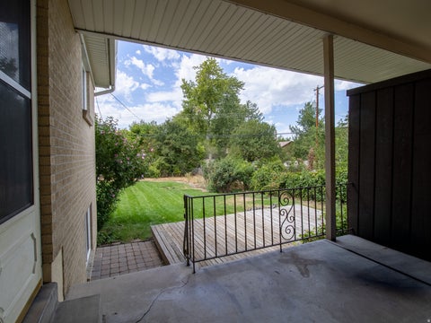 Tiny photo for 6192 S VINECREST DR E, Murray, UT 84121 (MLS # 2182122)