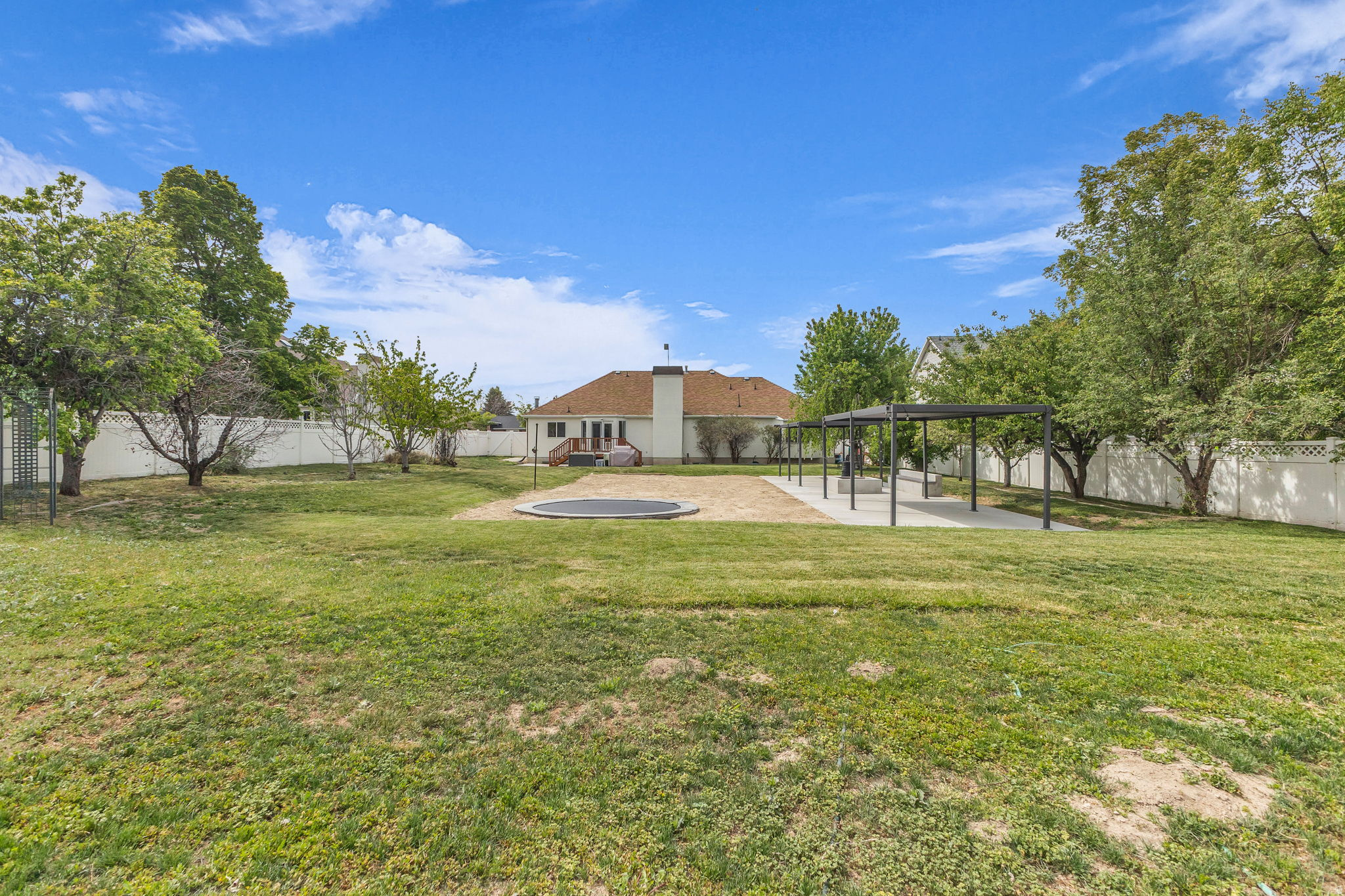 CLOVER RIDGE - Residential