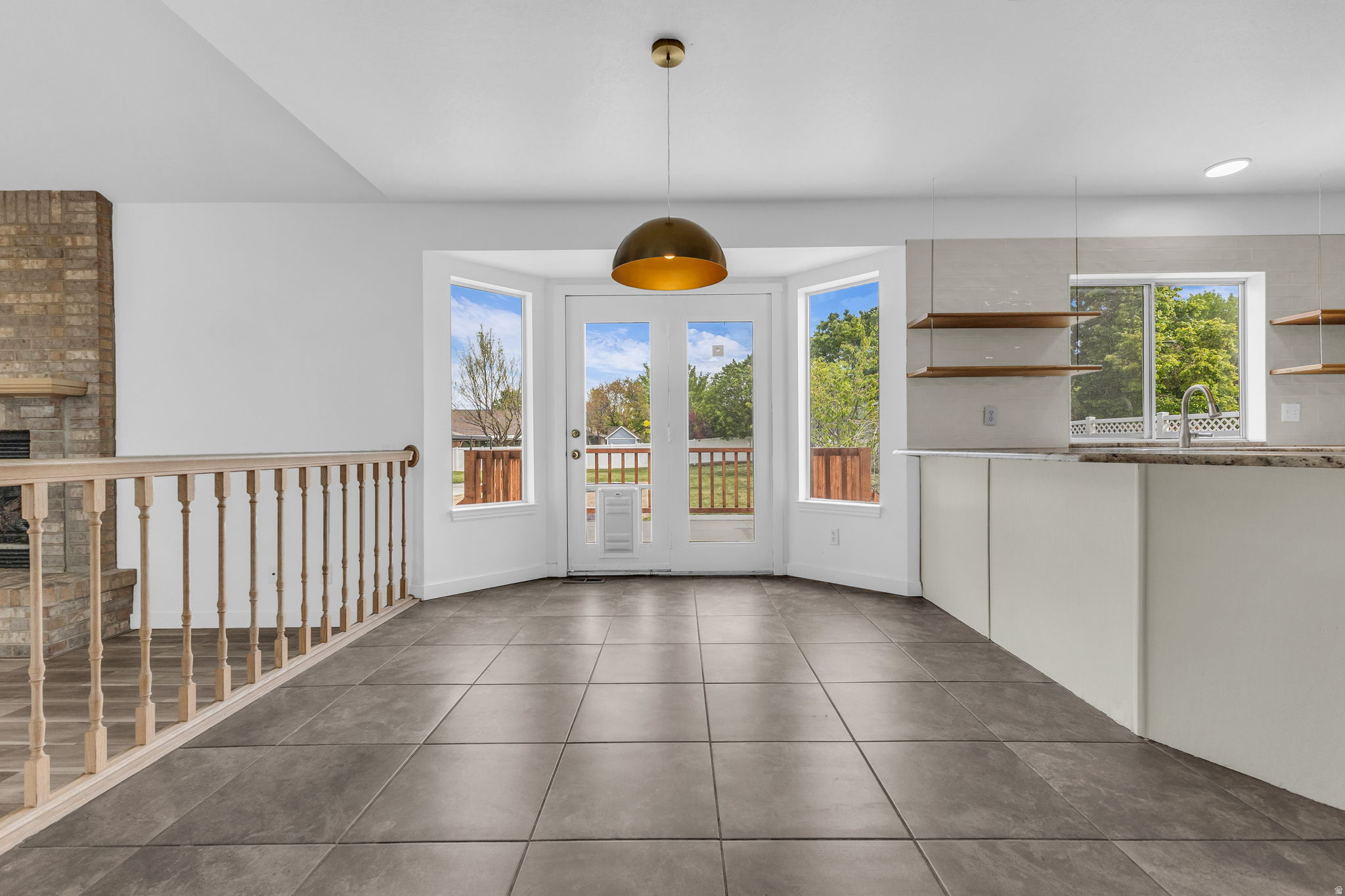 CLOVER RIDGE - Residential