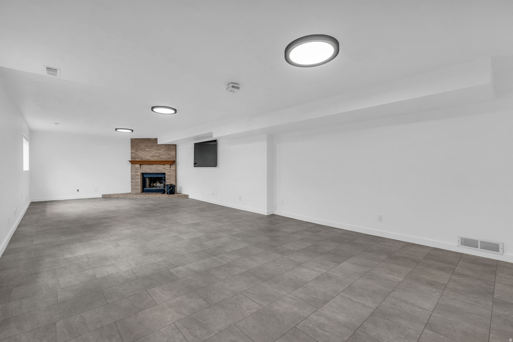CLOVER RIDGE - Residential
