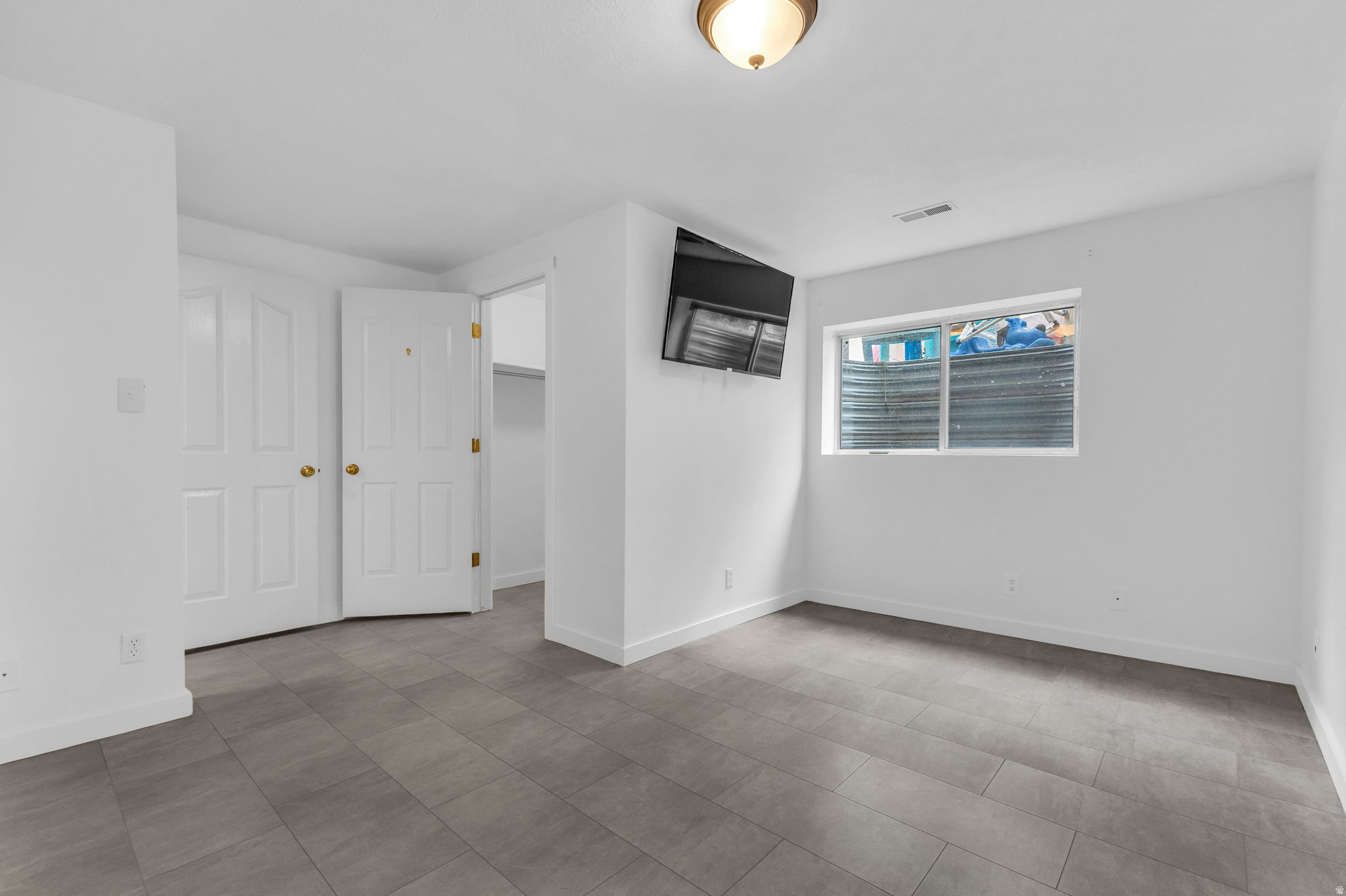CLOVER RIDGE - Residential